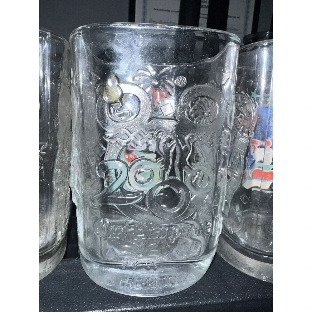 Walt Disney McDonalds 2000 All 4 Square Glasses Tumblers Complete Parks Vintage
